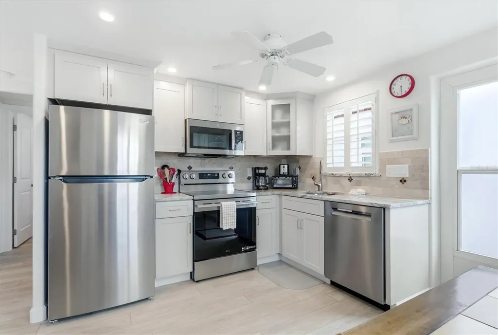 6154 Midnight Pass Road Sarasota FL 34242