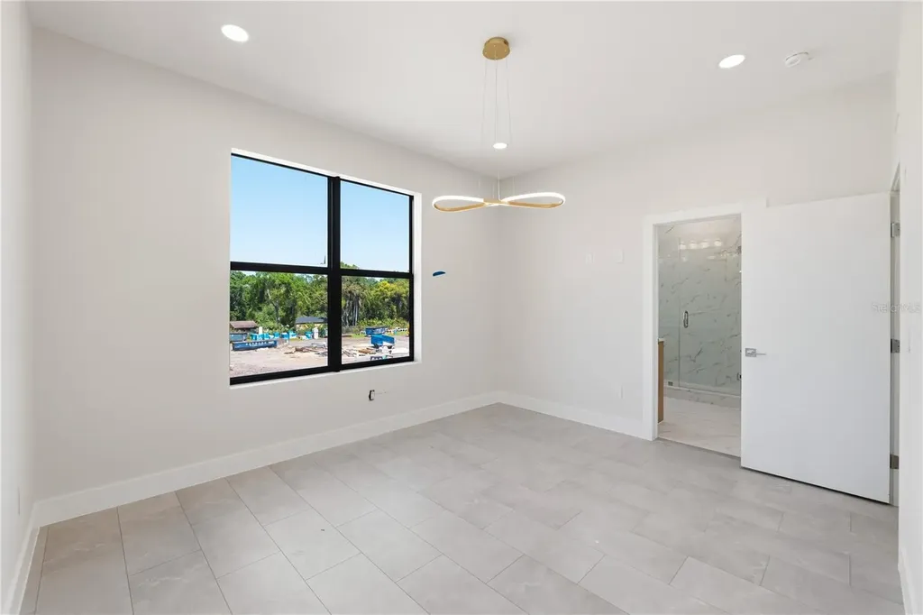 8459 Modano Place Tampa FL 33614