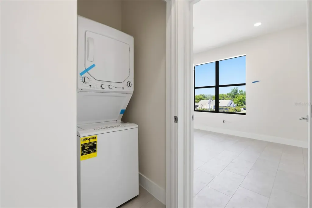8459 Modano Place Tampa FL 33614