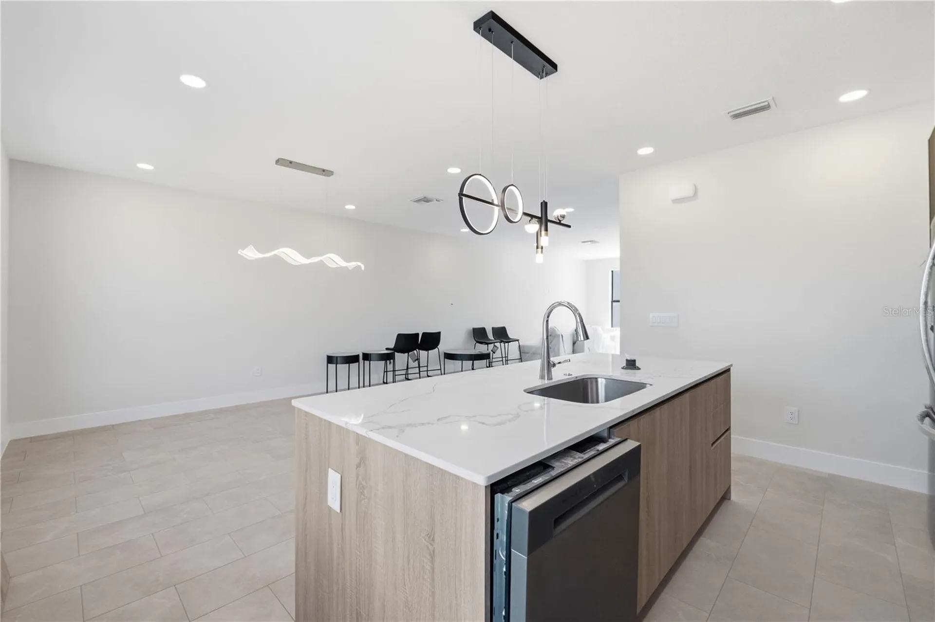8459 Modano Place Tampa FL 33614