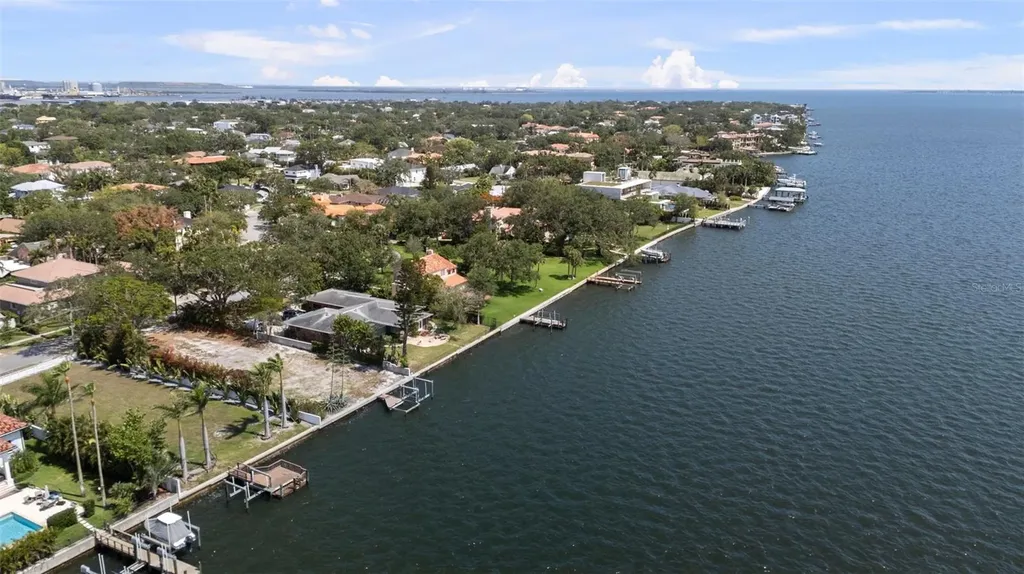 214 Blanca Avenue Tampa FL 33606