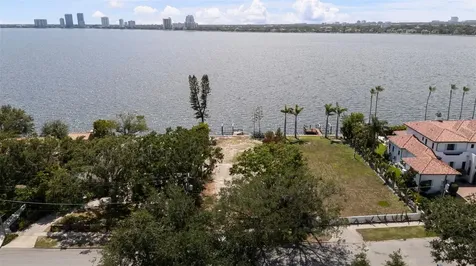 214 Blanca Avenue Tampa FL 33606