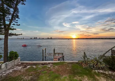 214 Blanca Avenue Tampa FL 33606
