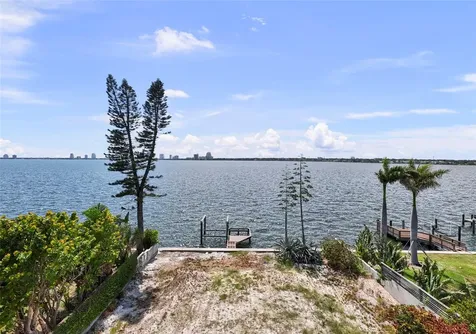 214 Blanca Avenue Tampa FL 33606
