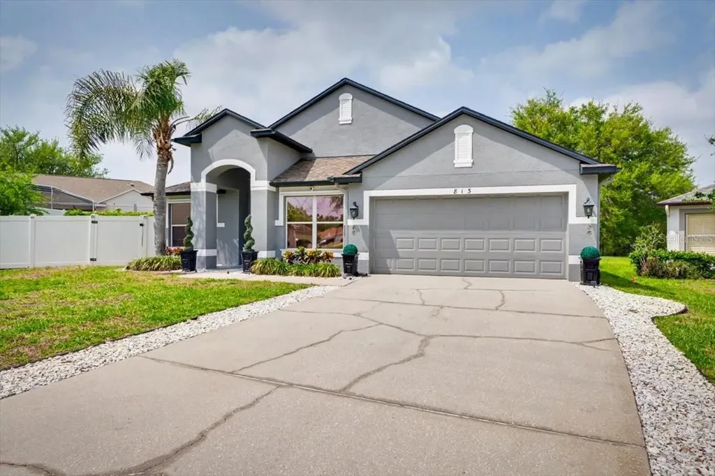 813 Grand Hughey Court Apopka FL 32712