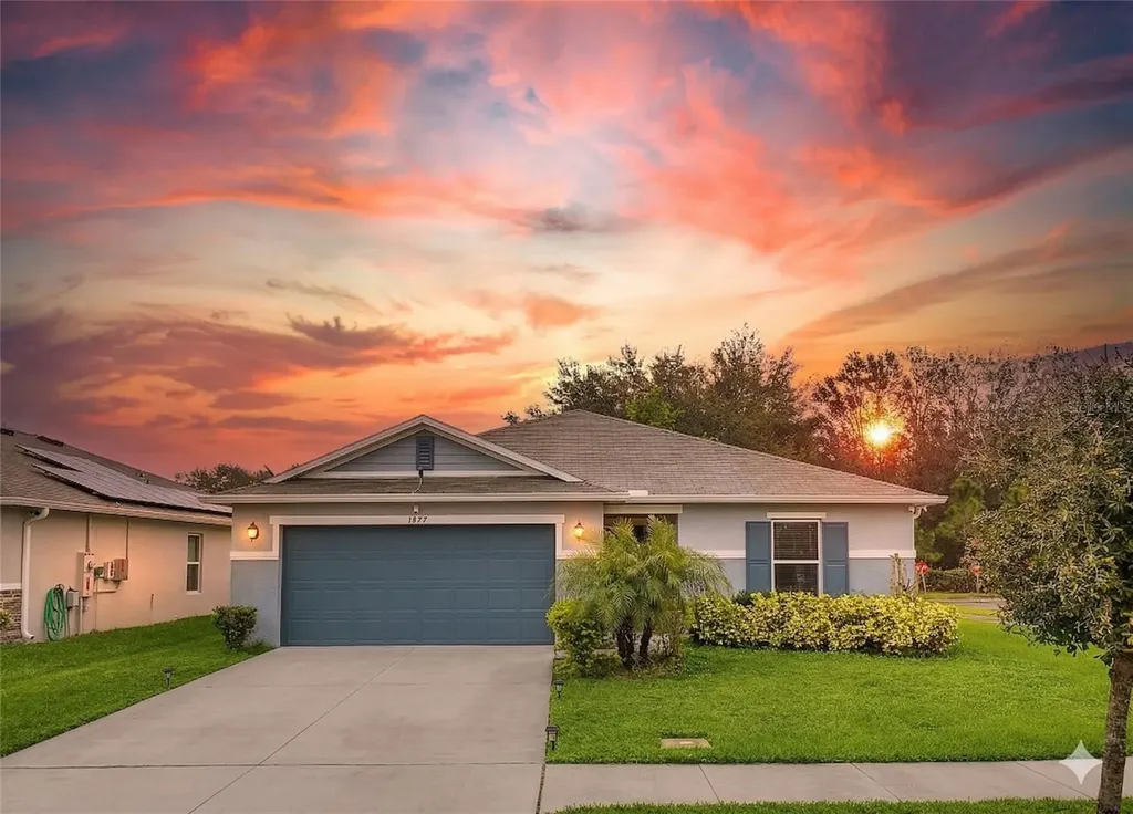 1877 River Crest Avenue St Cloud FL 34771