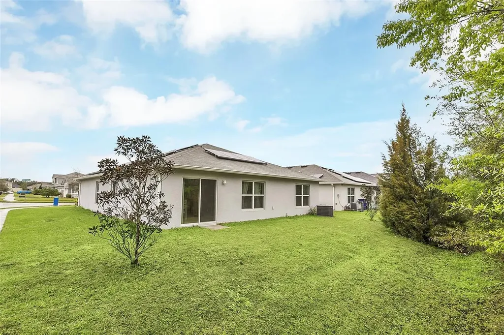 1877 River Crest Avenue St Cloud FL 34771