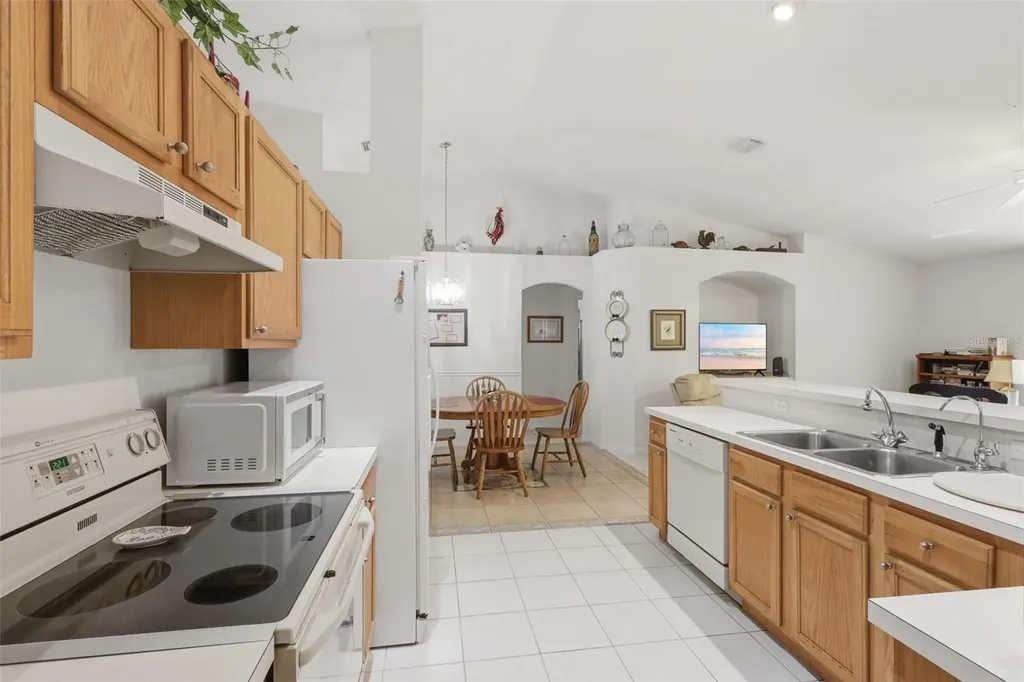 1028 Collins Avenue Orange City FL 32763