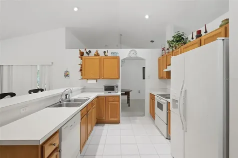 1028 Collins Avenue Orange City FL 32763