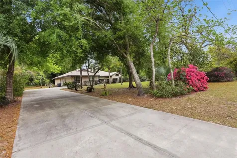 1028 Collins Avenue Orange City FL 32763