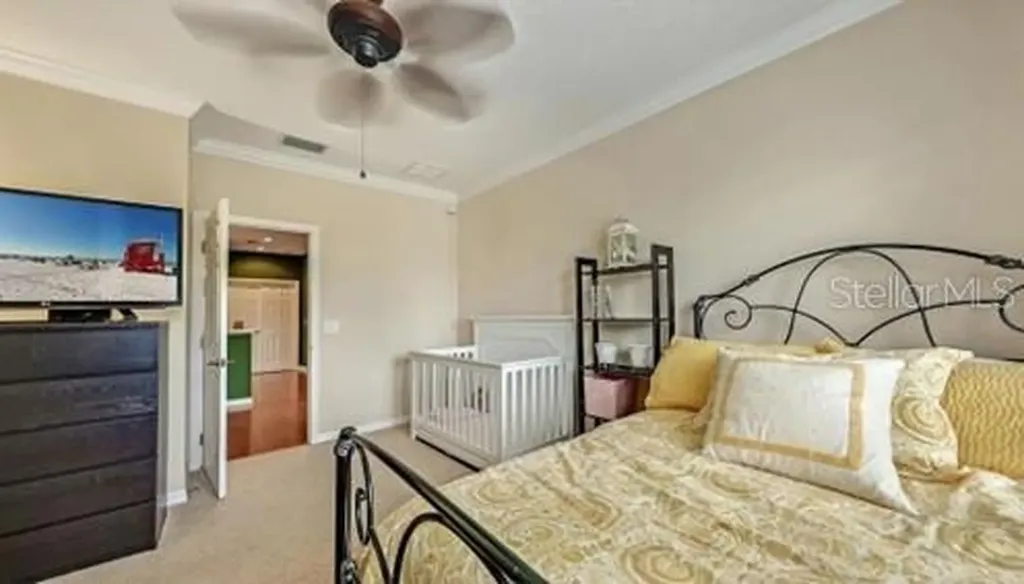 8128 Villa Grande Court Sarasota FL 34243