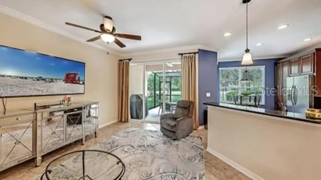 8128 Villa Grande Court Sarasota FL 34243