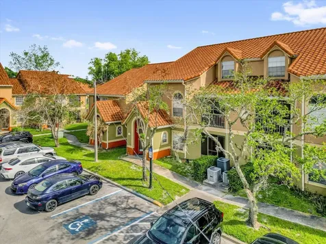 405 Fountainhead Circle Kissimmee FL 34741