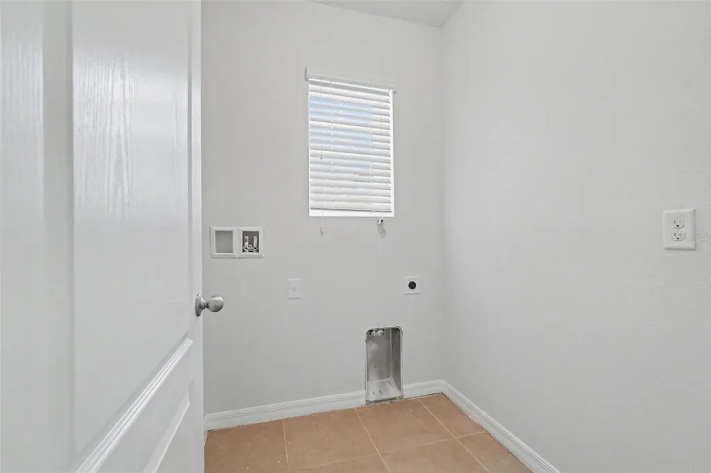 10125 Hawk Storm Avenue Tampa FL 33610