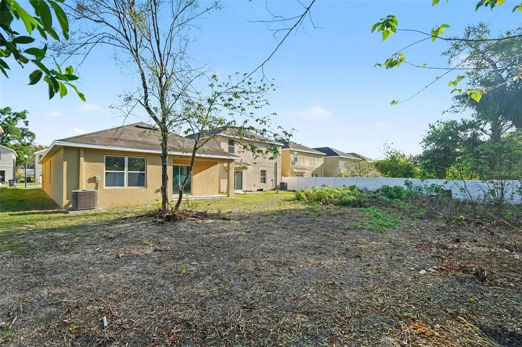 10125 Hawk Storm Avenue Tampa FL 33610
