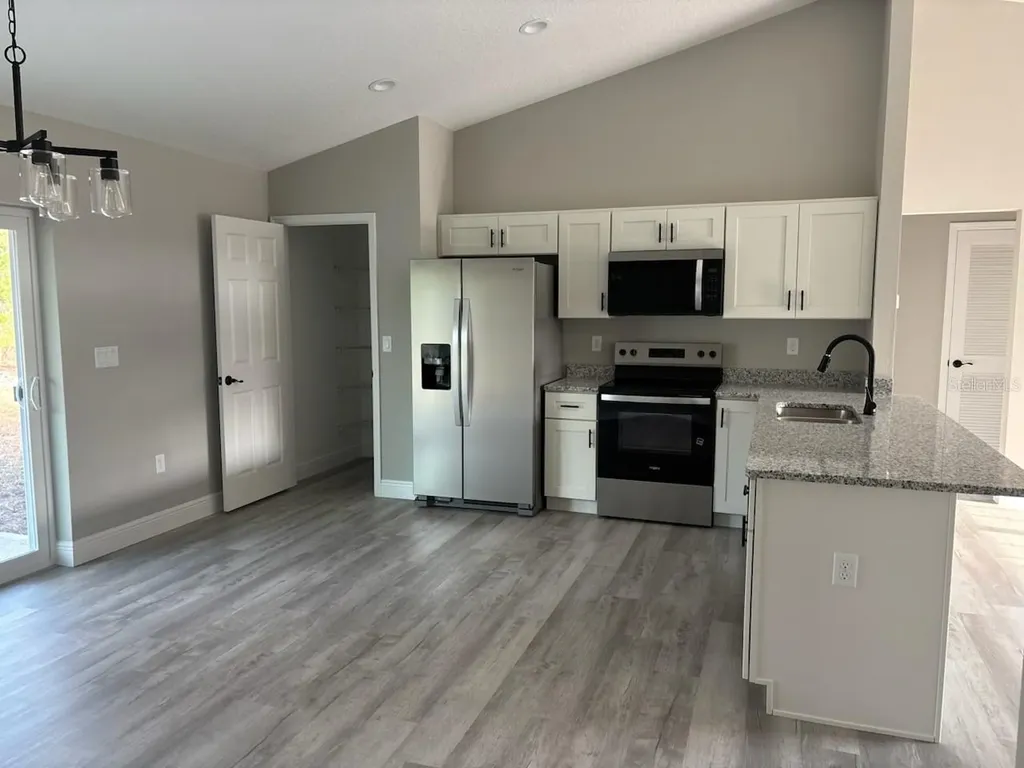 6620 N Roland Drive Dunnellon FL 34433