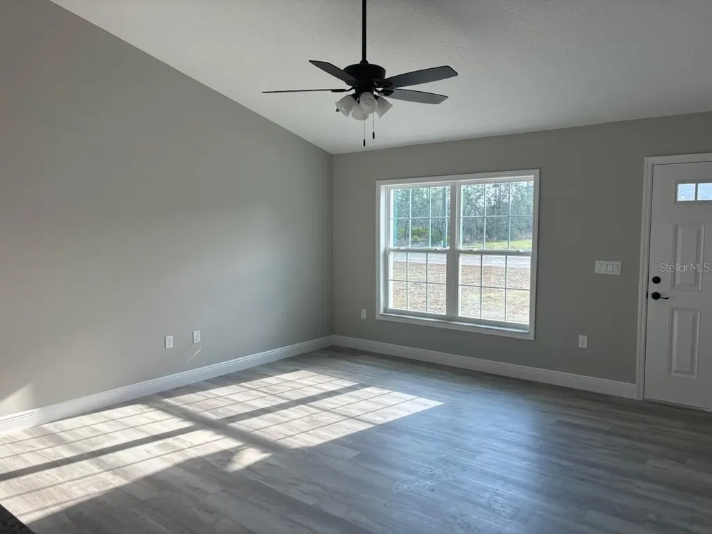 6620 N Roland Drive Dunnellon FL 34433