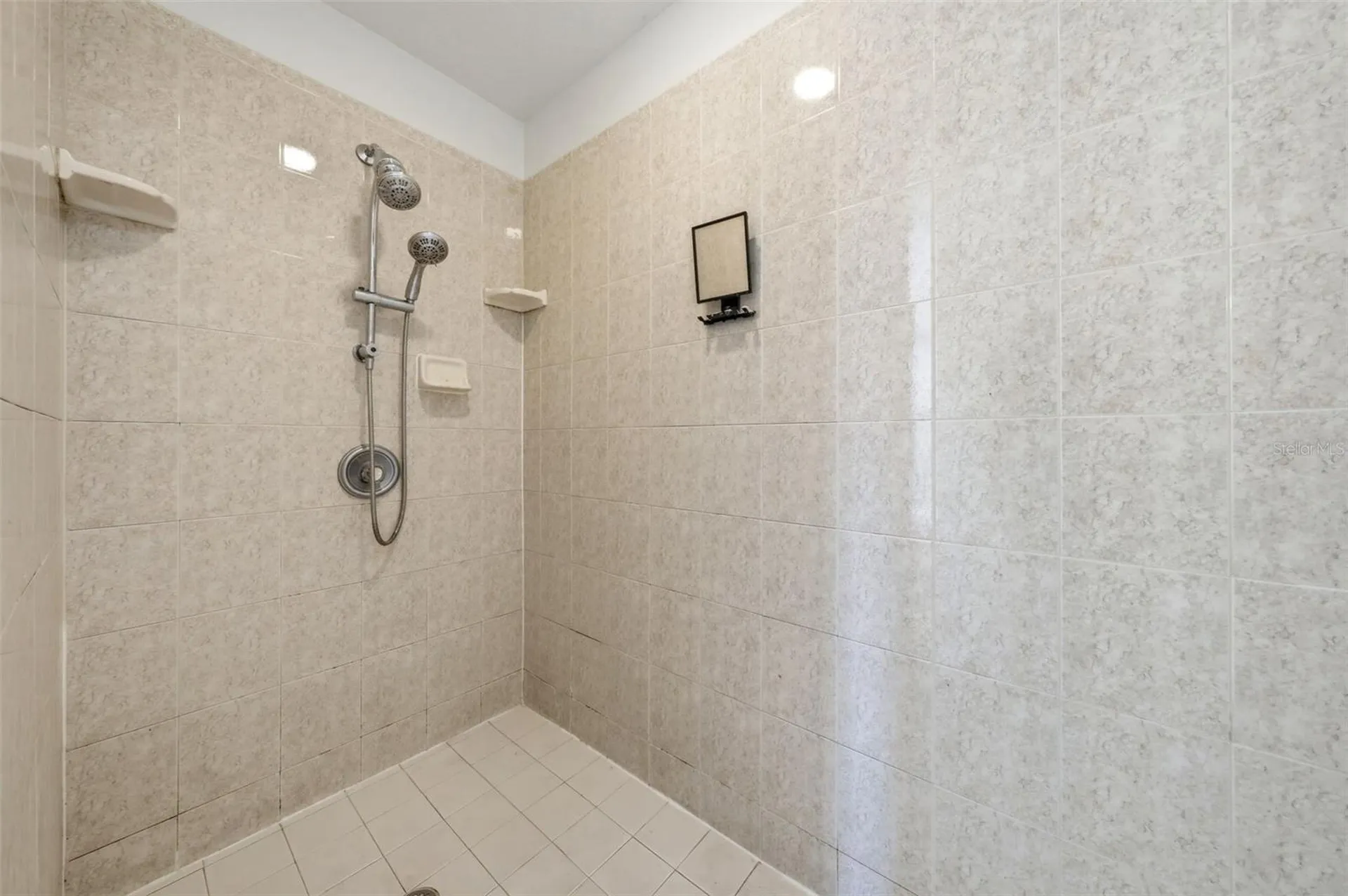 3333 Site To See Avenue Eustis FL 32726