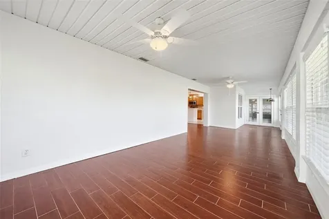 3333 Site To See Avenue Eustis FL 32726