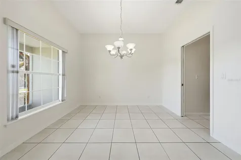 3333 Site To See Avenue Eustis FL 32726