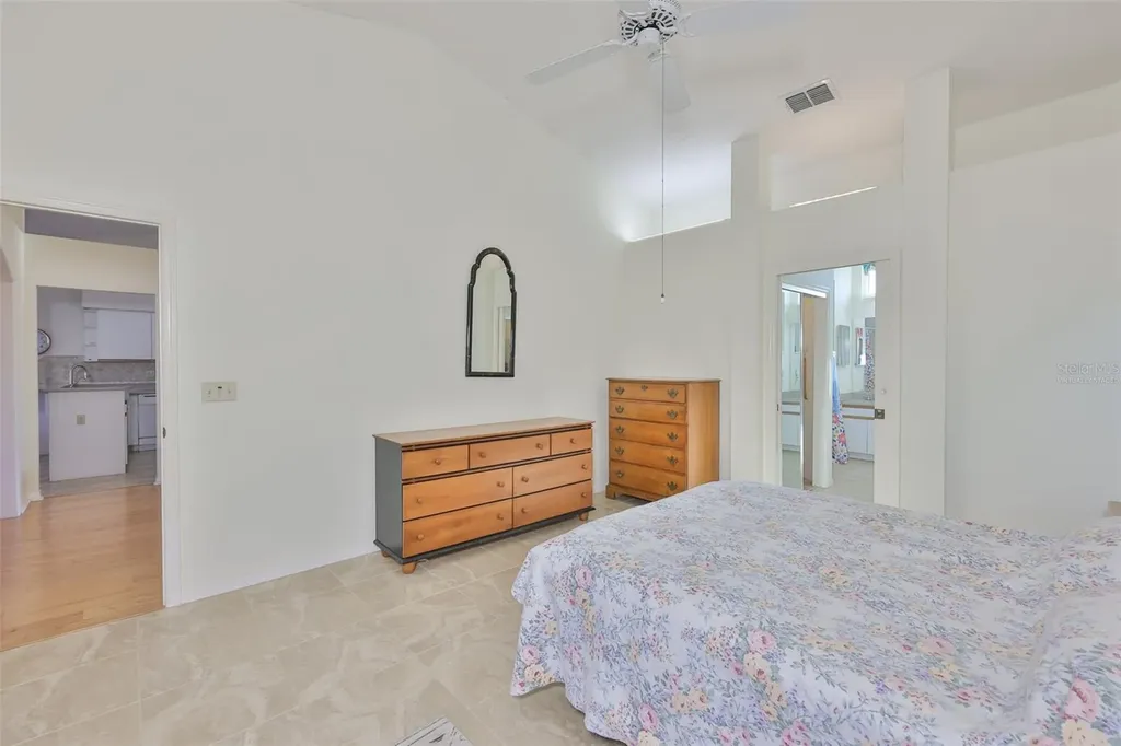 2023 New Bedford Drive Sun City Center FL 33573