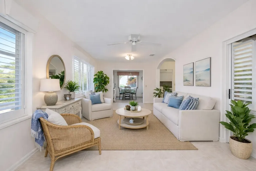 2023 New Bedford Drive Sun City Center FL 33573