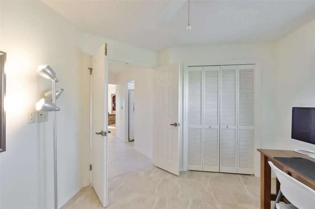 2023 New Bedford Drive Sun City Center FL 33573