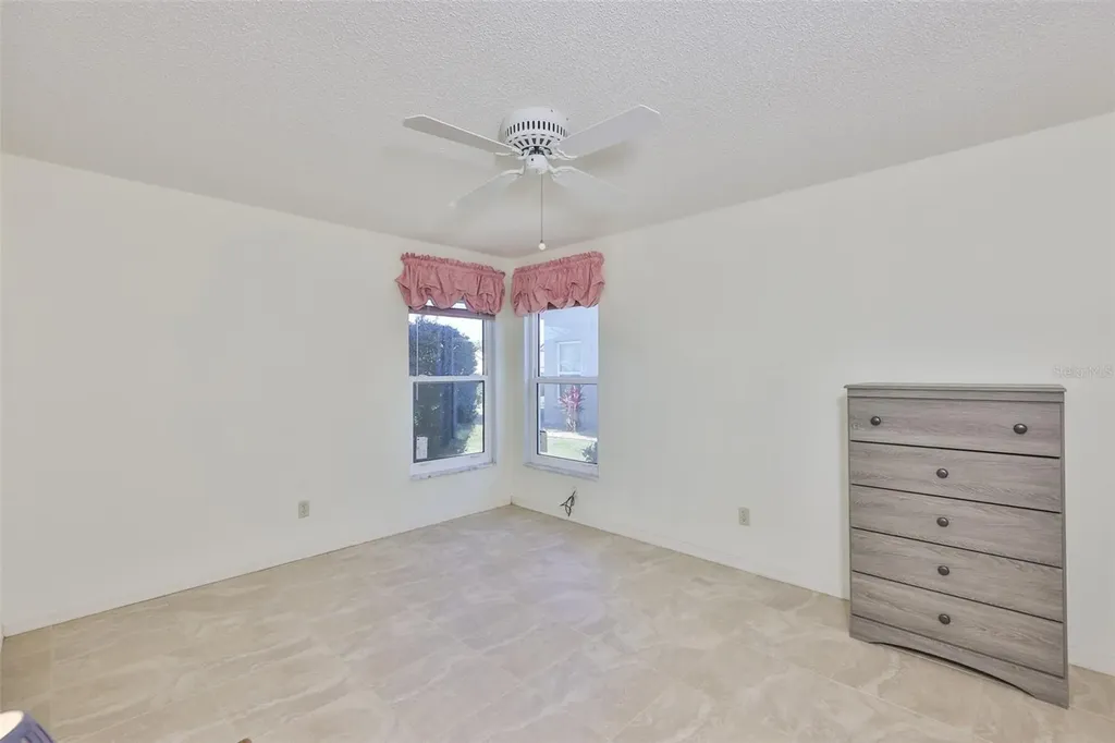2023 New Bedford Drive Sun City Center FL 33573