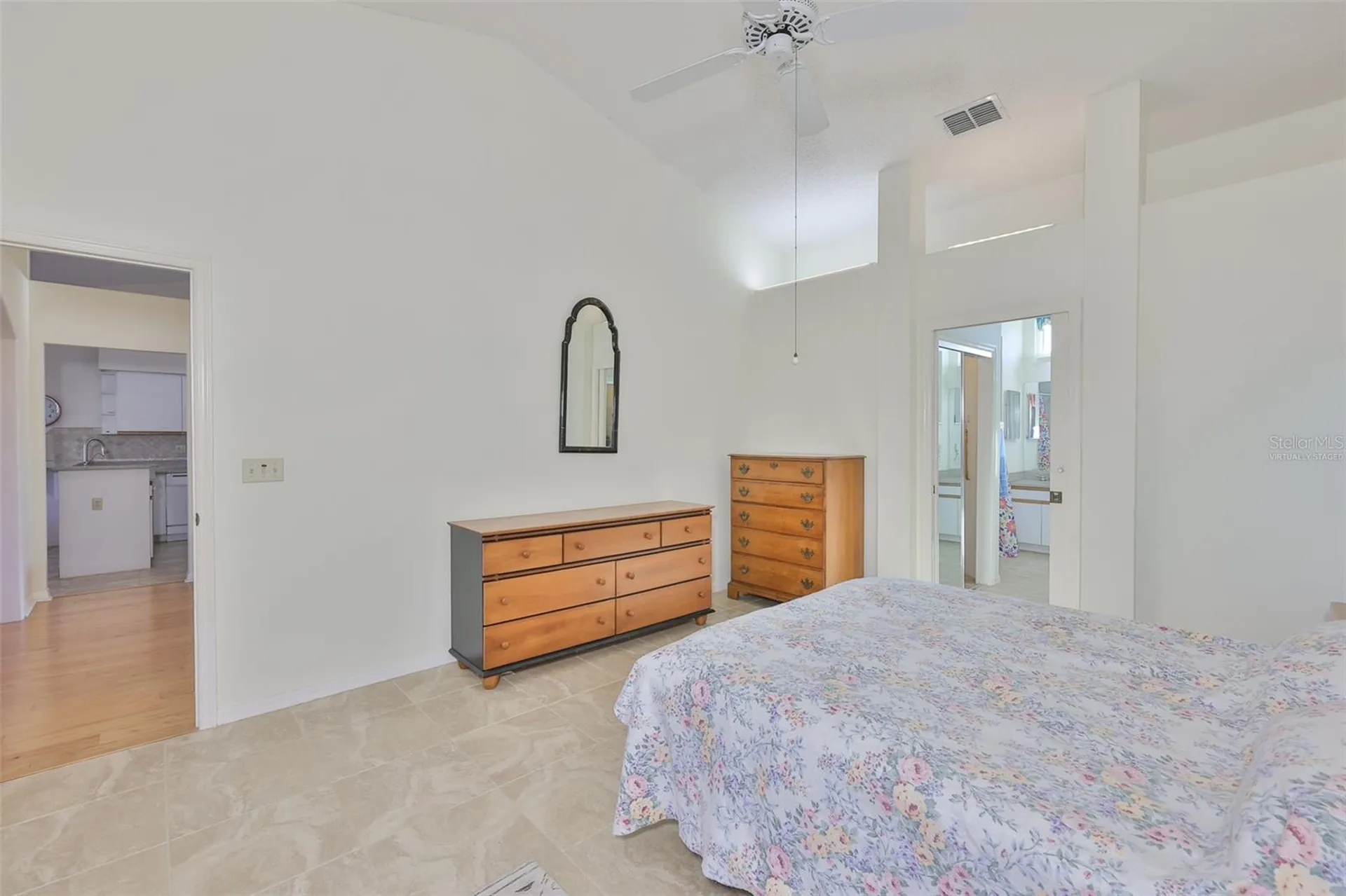 2023 New Bedford Drive Sun City Center FL 33573