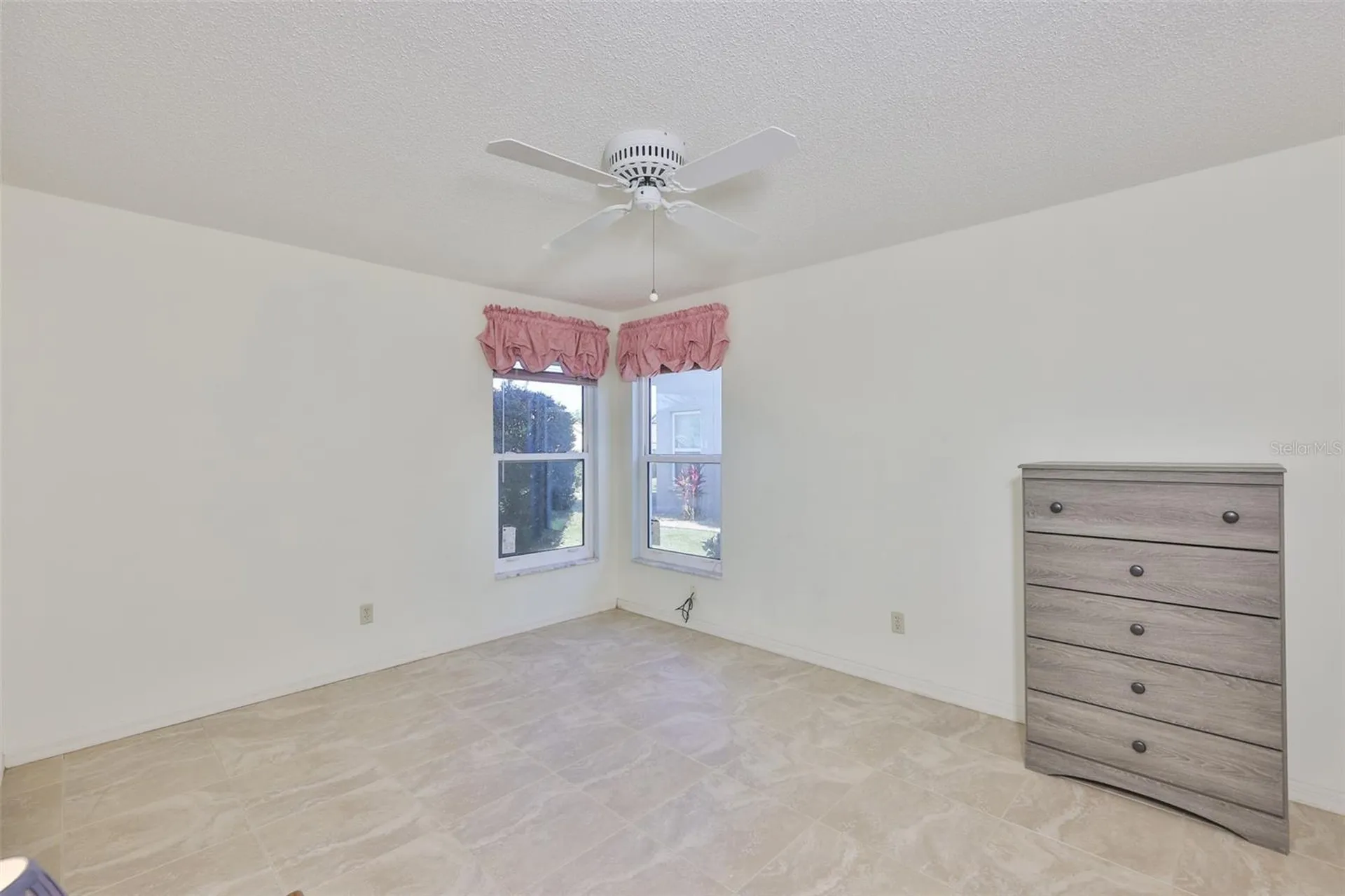 2023 New Bedford Drive Sun City Center FL 33573