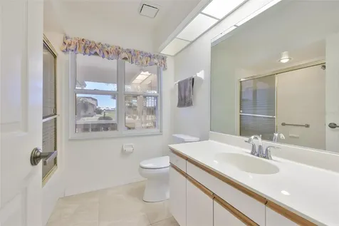 2023 New Bedford Drive Sun City Center FL 33573