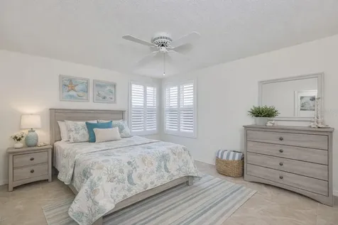 2023 New Bedford Drive Sun City Center FL 33573