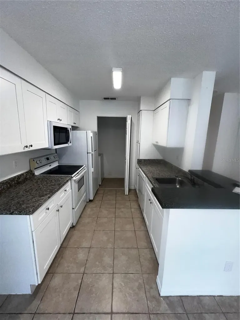 1069 S Hiawassee Road Orlando FL 32835