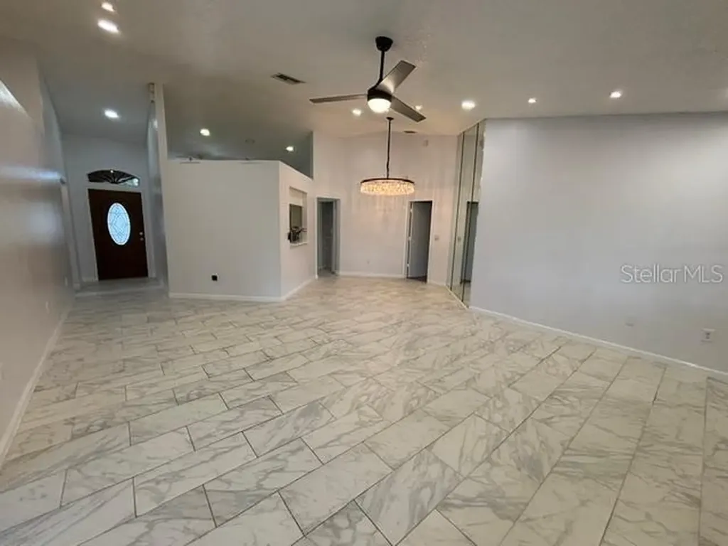 1723 Bell Ranch Street Brandon FL 33511
