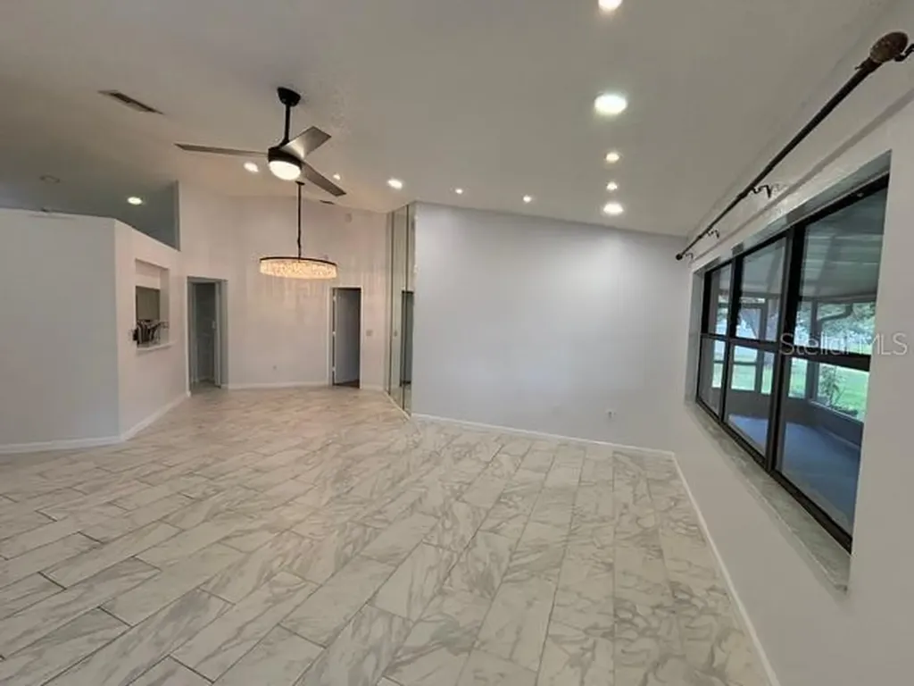 1723 Bell Ranch Street Brandon FL 33511
