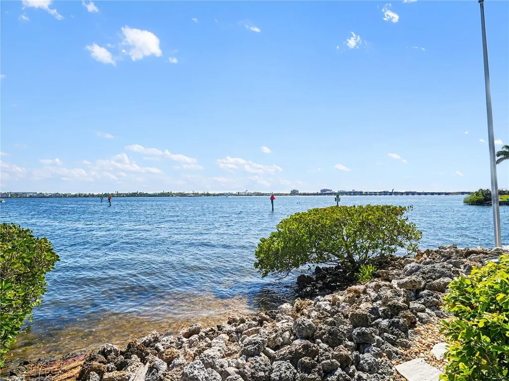 102 12th Avenue E Palmetto FL 34221