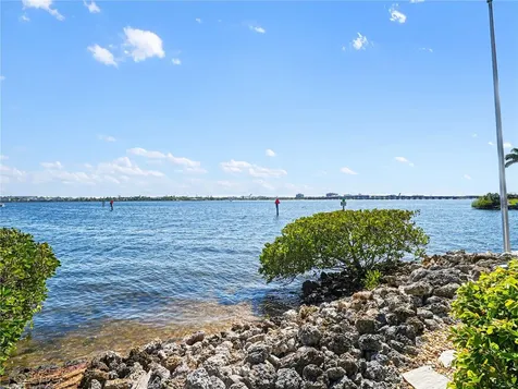 102 12th Avenue E Palmetto FL 34221