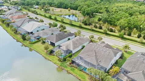 3242 Anchor Bay Trail Bradenton FL 34211