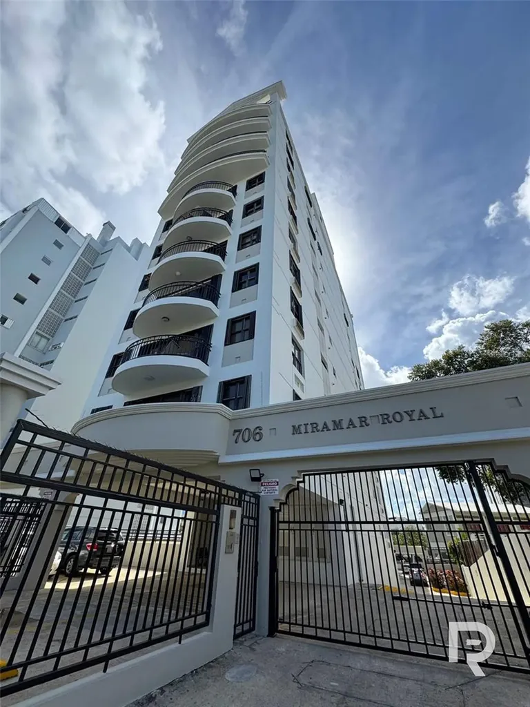 706 Roosevelt Av. Ph-9 San Juan PR 00907