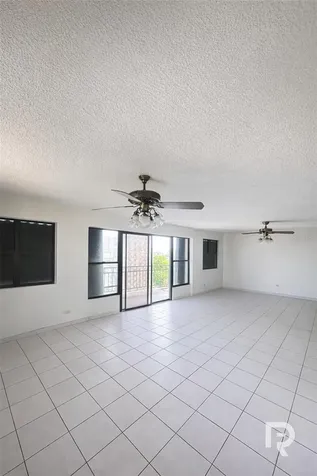 706 Roosevelt Av. Ph-9 San Juan PR 00907