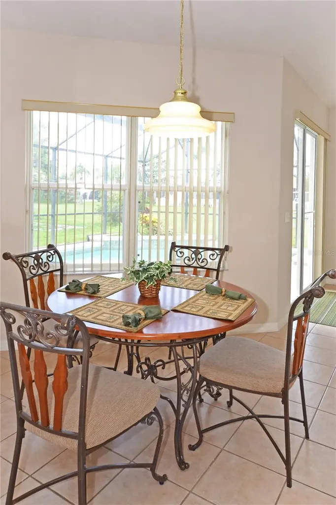 423 Corvina Drive Davenport FL 33897