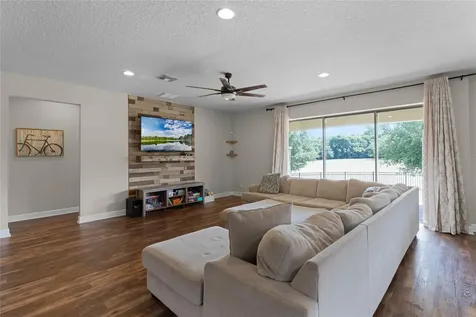 30215 Bretton Loop Mount Dora FL 32757
