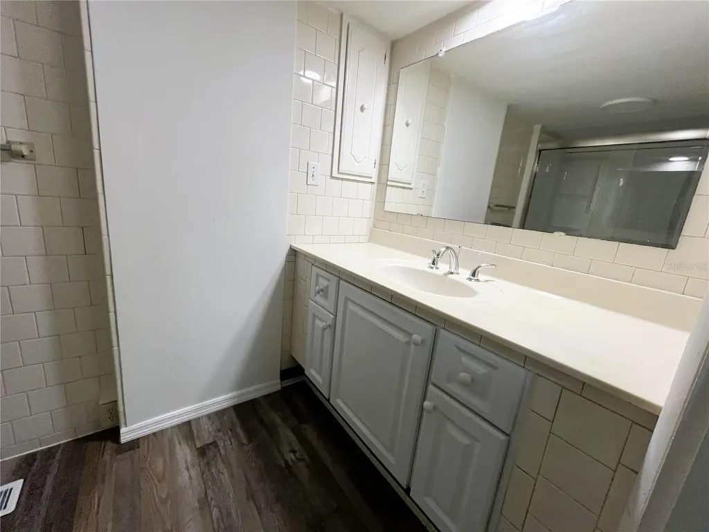 6605 Connecticut Street Bradenton FL 34207