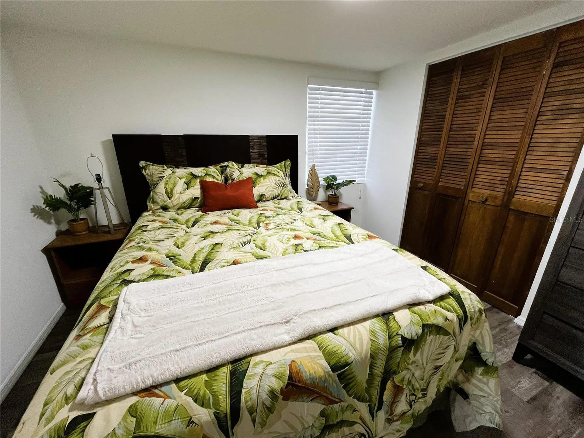 6605 Connecticut Street Bradenton FL 34207