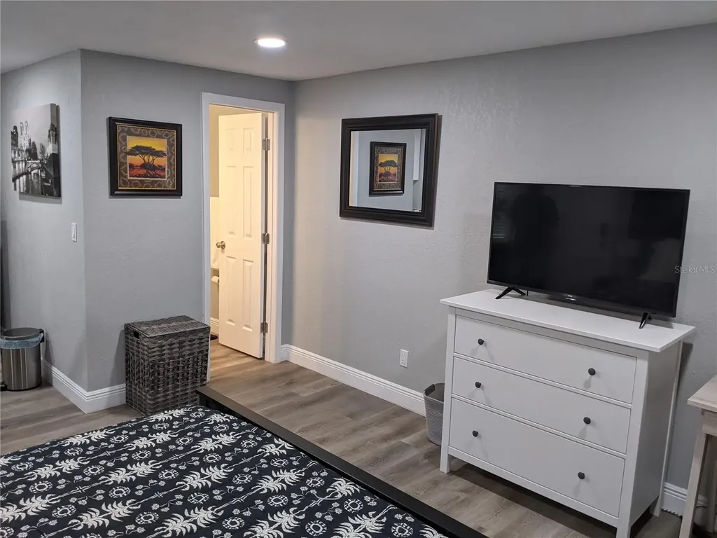 4538 W Minnehaha Street Tampa FL 33614