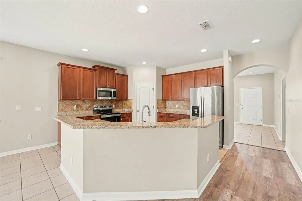 2727 Eagle Cliff Drive Kissimmee FL 34746