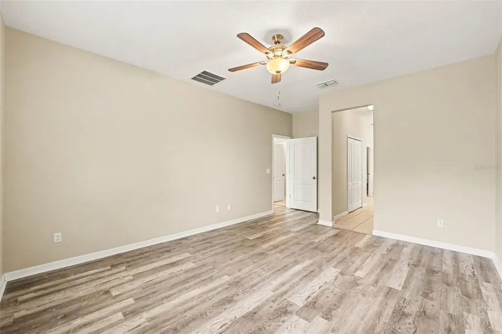 2727 Eagle Cliff Drive Kissimmee FL 34746