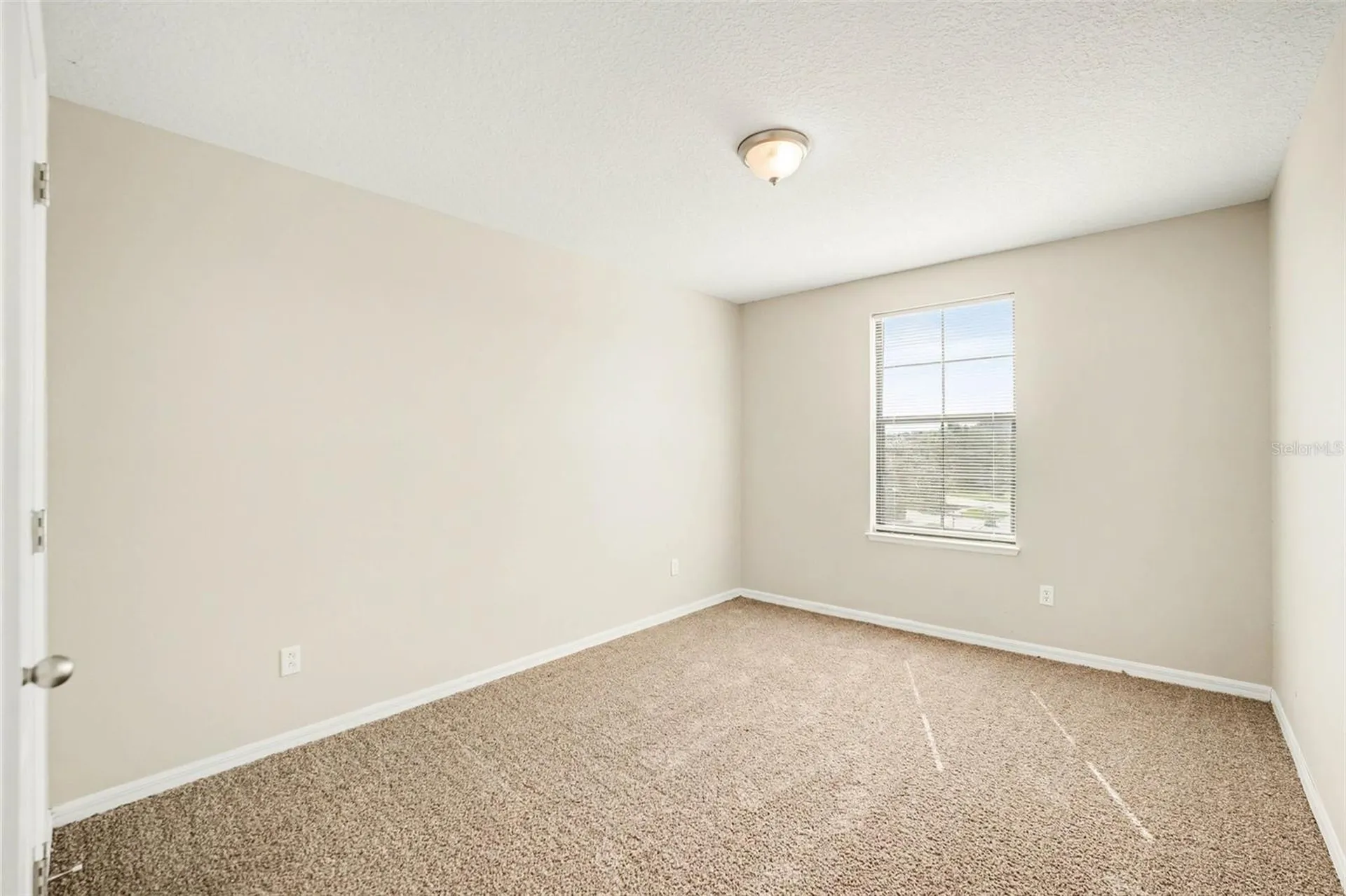 2727 Eagle Cliff Drive Kissimmee FL 34746