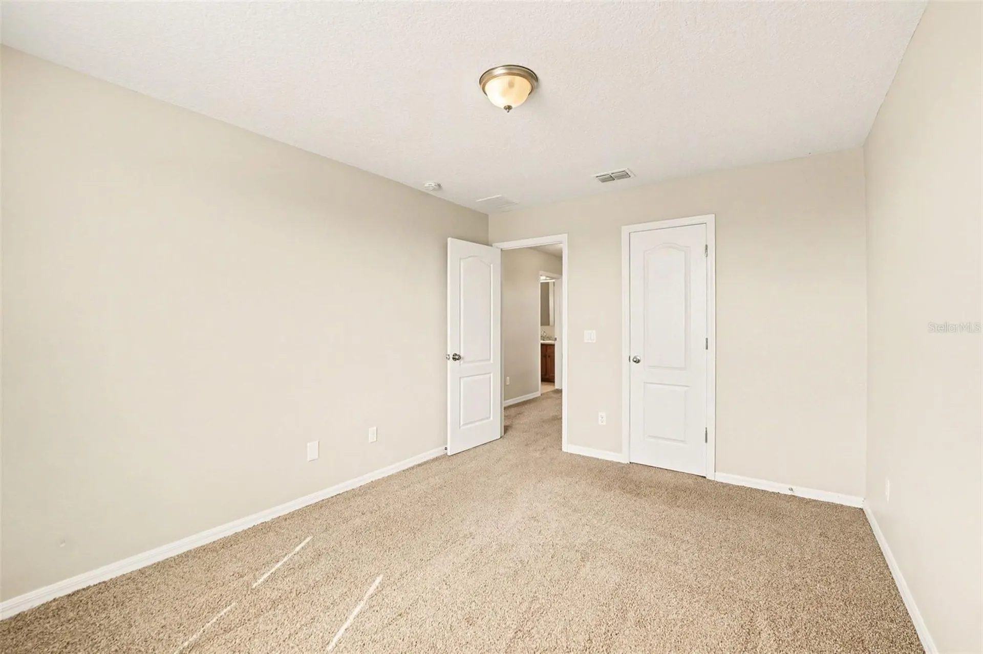 2727 Eagle Cliff Drive Kissimmee FL 34746