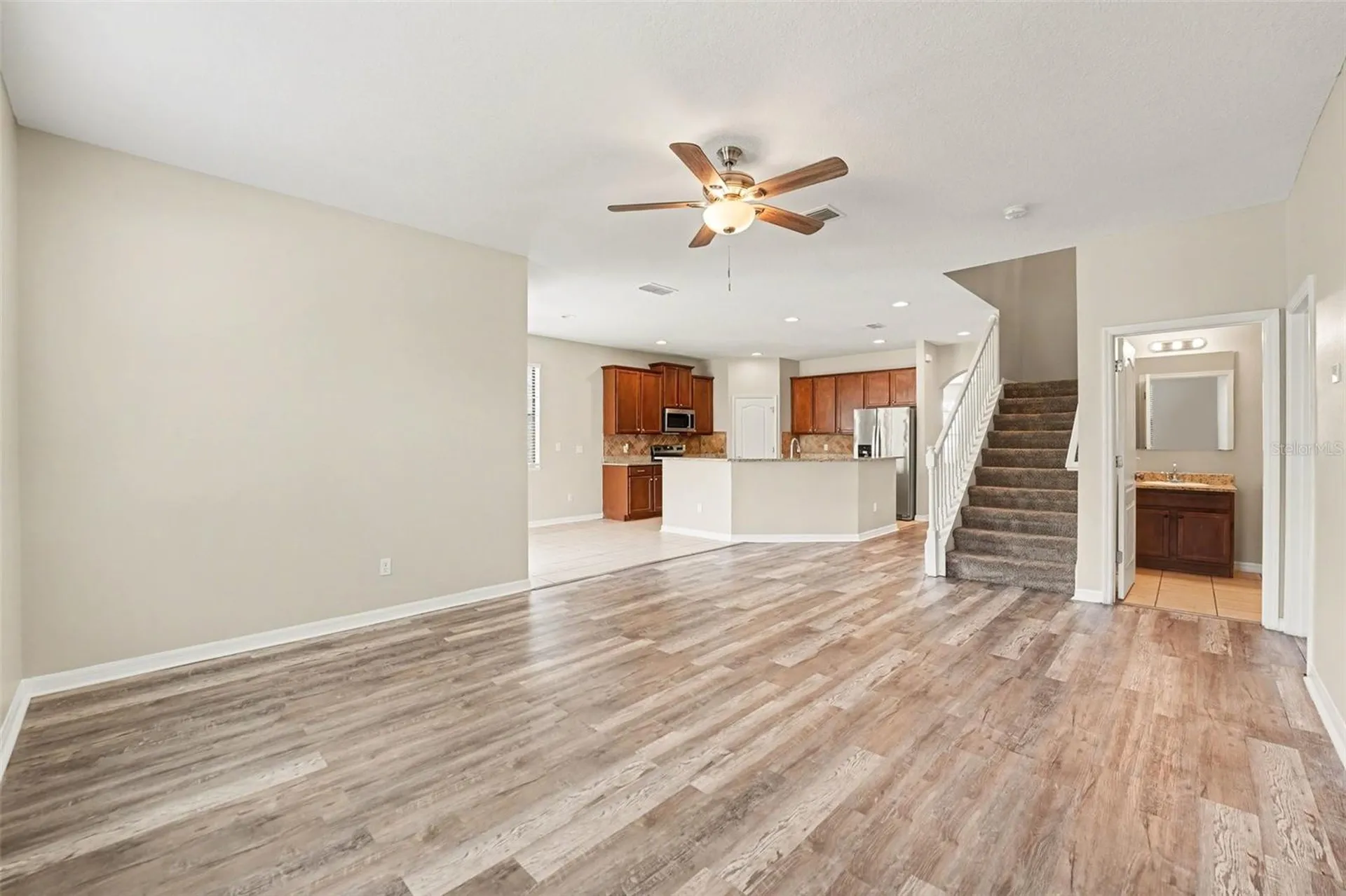 2727 Eagle Cliff Drive Kissimmee FL 34746